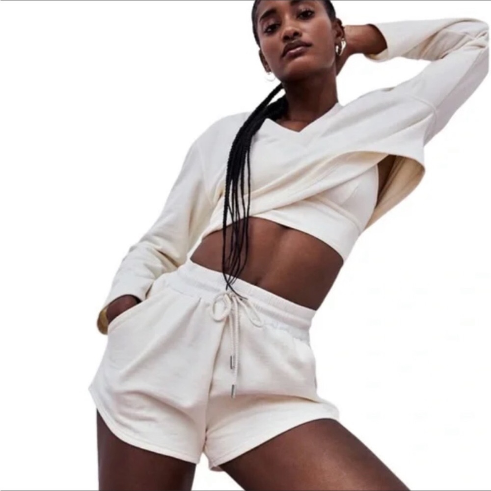 NWT For Love & Lemons Morgan Cream High Waisted Shorts